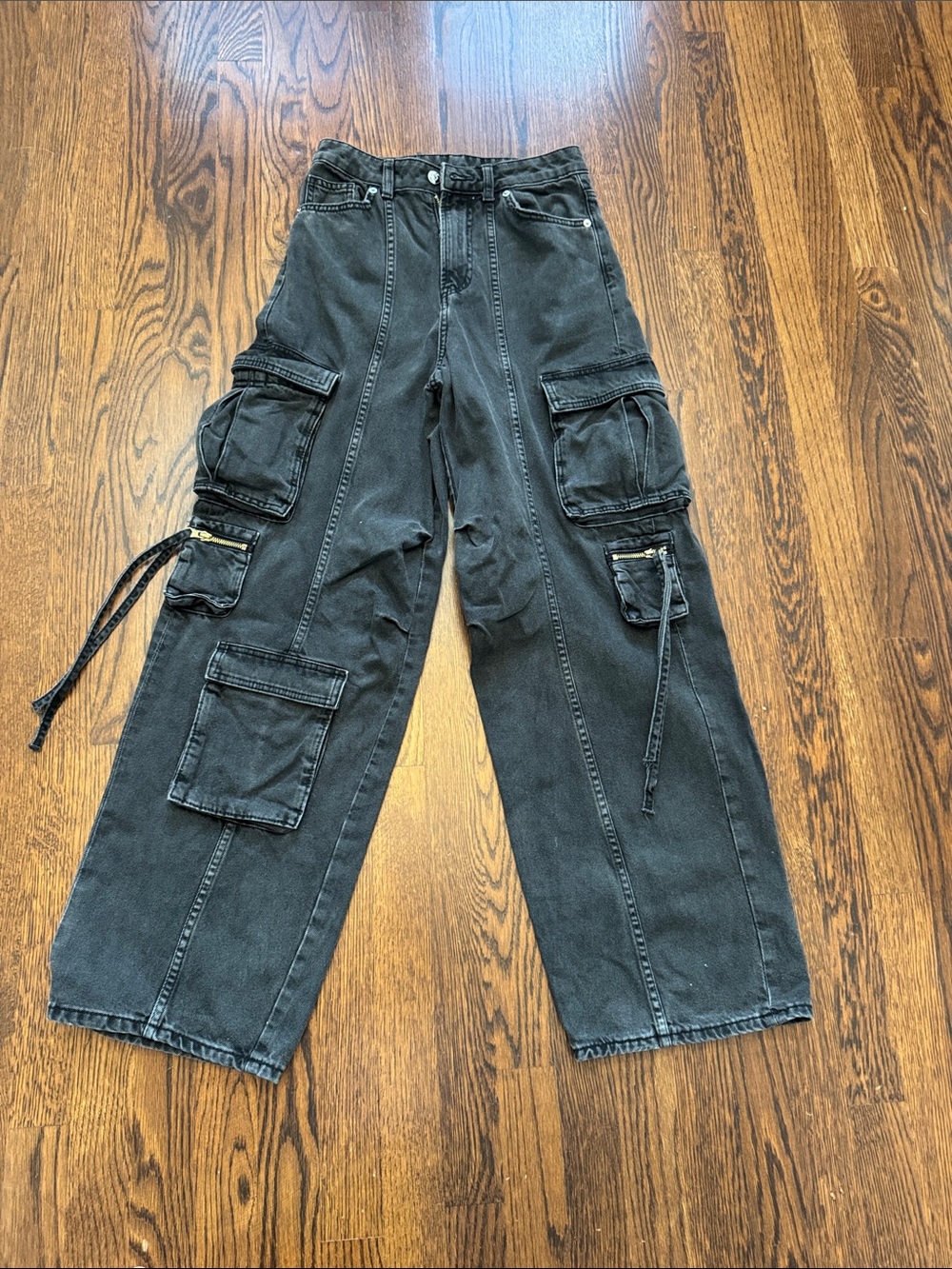 🖤🖤 DIVIDED Women’s Black Cargo Wide-Leg Jeans